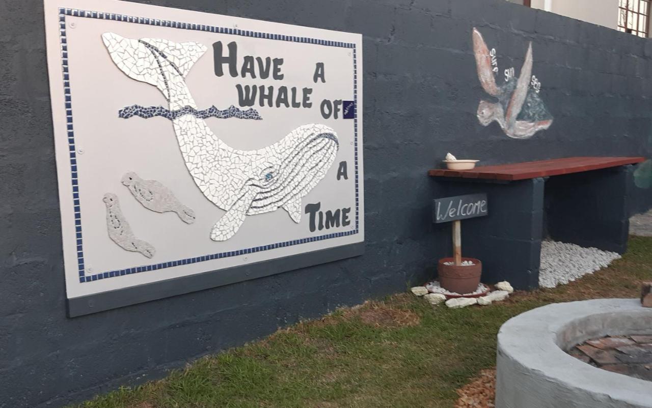 Whale Watch Accommodation De Kelders Esterno foto