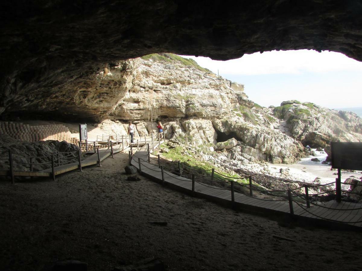 Whale Watch Accommodation De Kelders Esterno foto