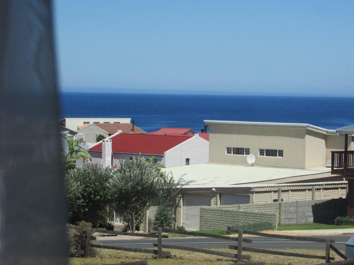 Whale Watch Accommodation De Kelders Esterno foto